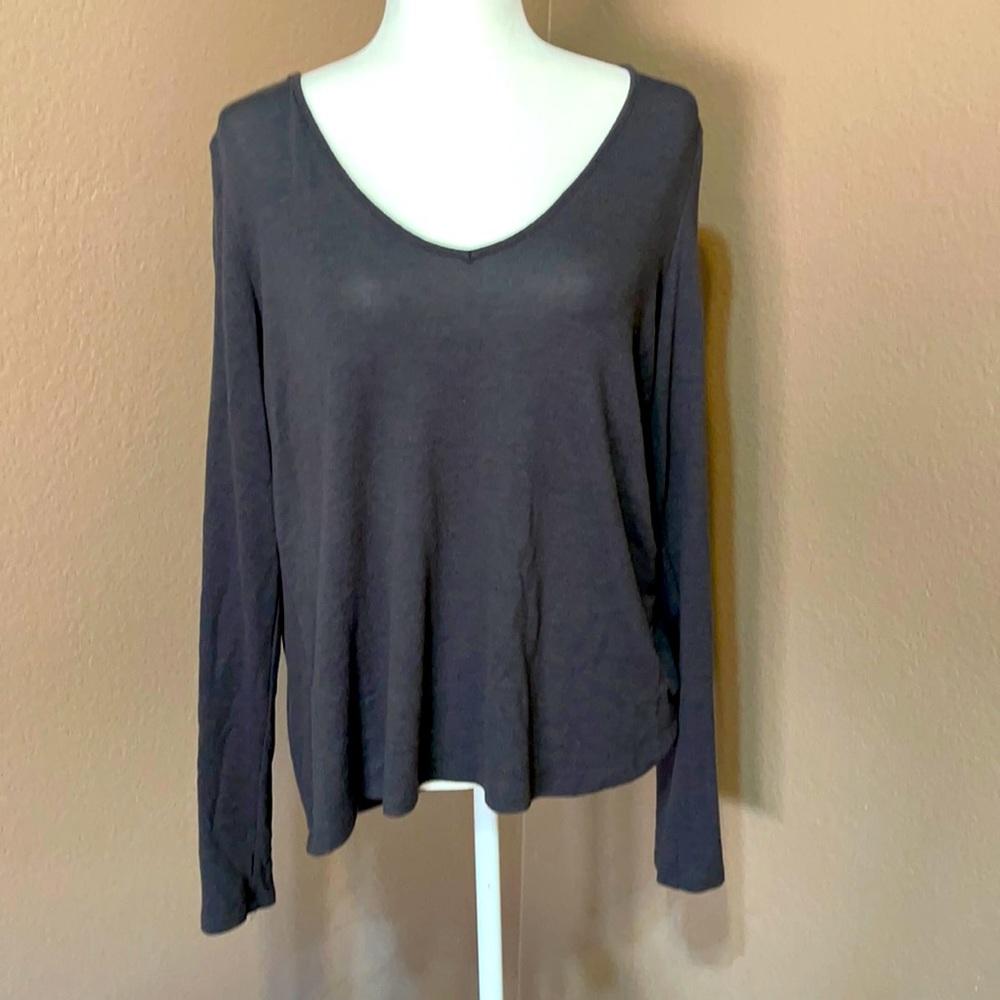 Evereve Peyton Jensen strappy back Long sleeve Tee